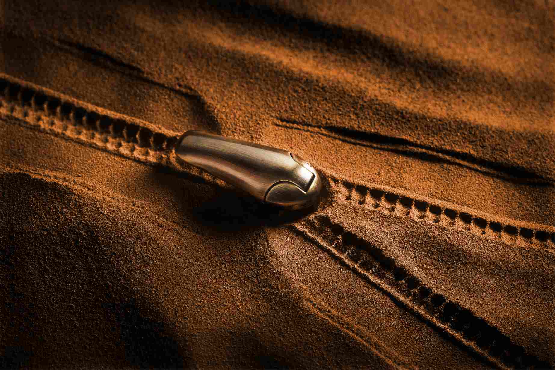 Why Zipper Quality Matters in Apparel and Bags